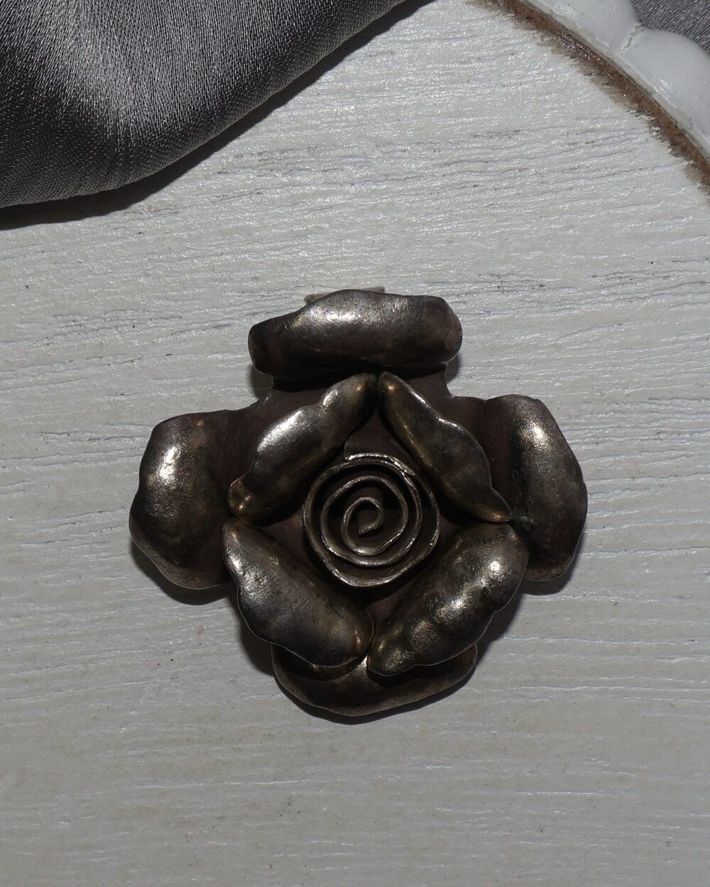 Vintage Sterling Silver Rose Pendant 10.4G / 1.2in